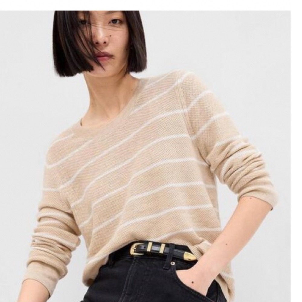Gap Women's Size XS Bella Pullover Sweater Beige White Stripes Crewneck Cotton